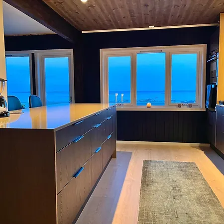 度假居 House By The Ocean With Midnight Sun View
